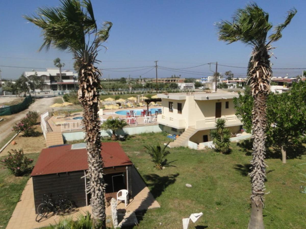 Garden City Image Tigaki 外观 照片